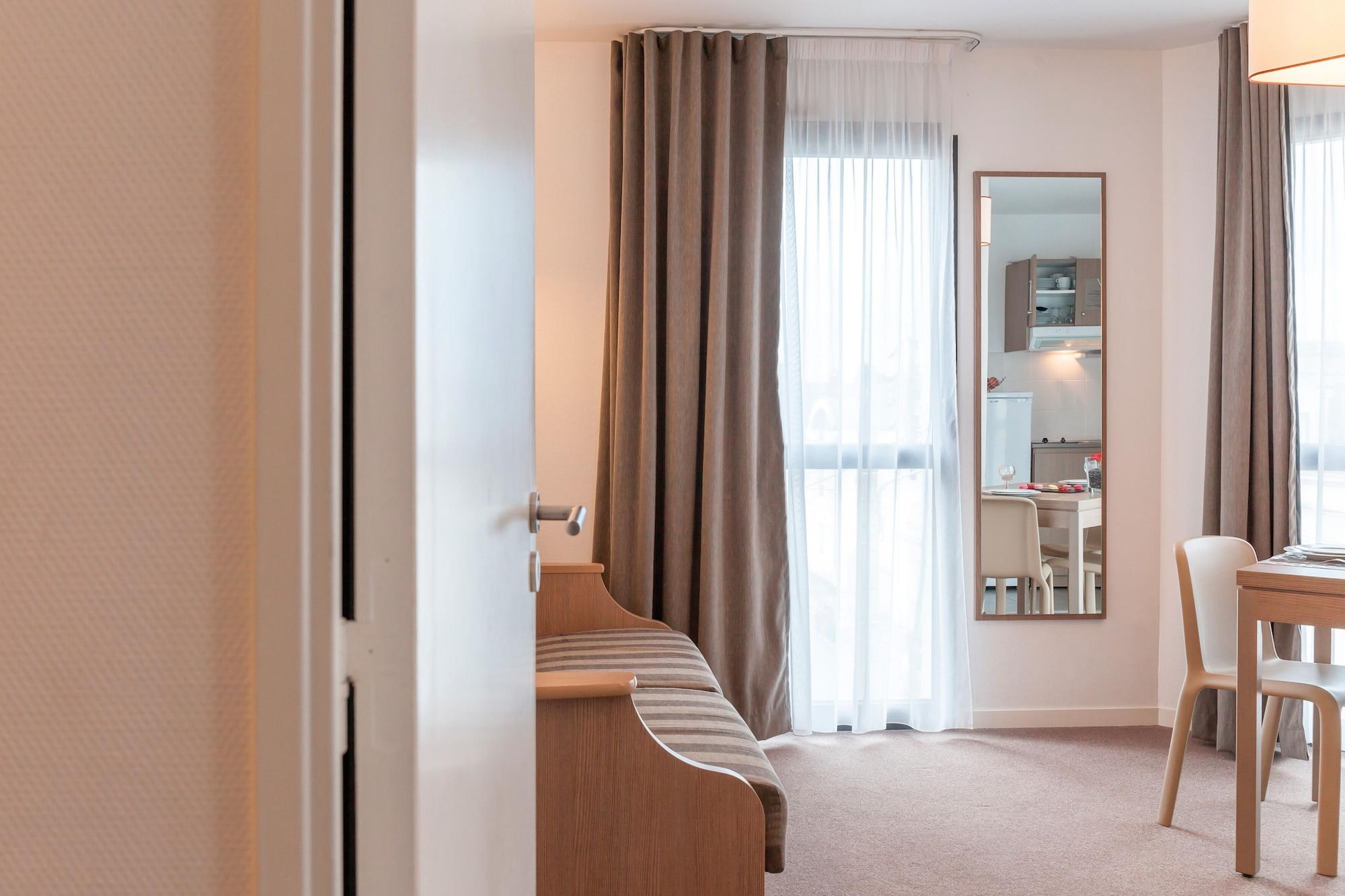 Appart'City Confort Angers Exterior photo